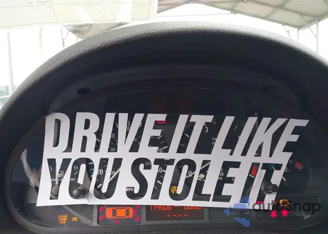 2004 BMW 325I from USA, damaged, VIN WBAET37484NH05659